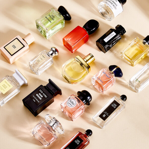 Perfume Blind Box – 20 Unique 12ml Mini Samples (Luxury & Niche Scents), Portable, Daily Mood-Shifting Fragrance Adventure (Random Mix)